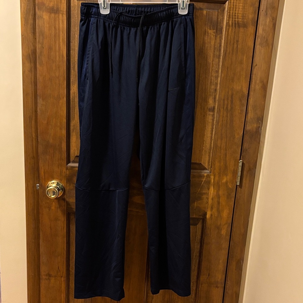 Nike Men's Dark Blue Joggers